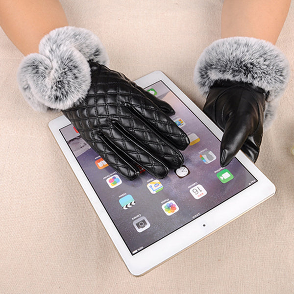 Ladies Fur Ball Pu Gloves Winter Plus Velvet Cute Gloves Touch Screen Touch Warm Gloves Factory Direct Sales